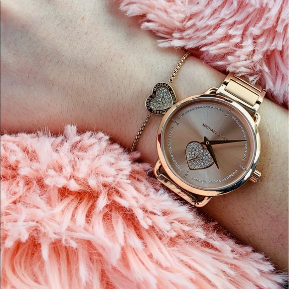 Brand New Rose Gold Michael Kors Watch 